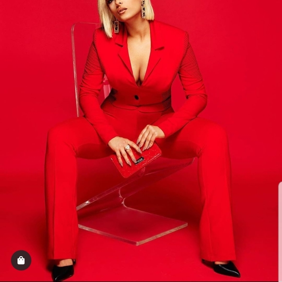 Suit - Picture 2 of 2